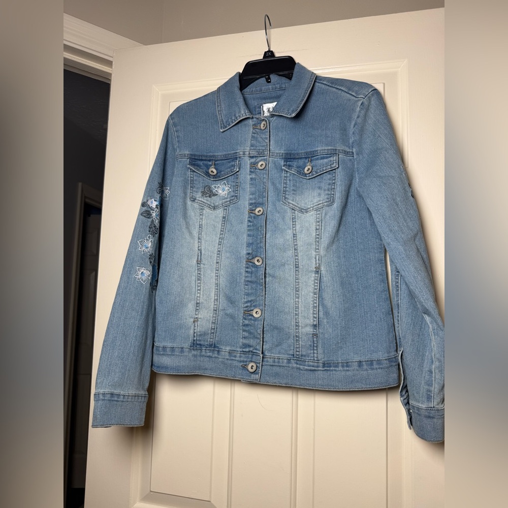 Live A‎ Little Women’s Floral Embroidered Denim Jacket